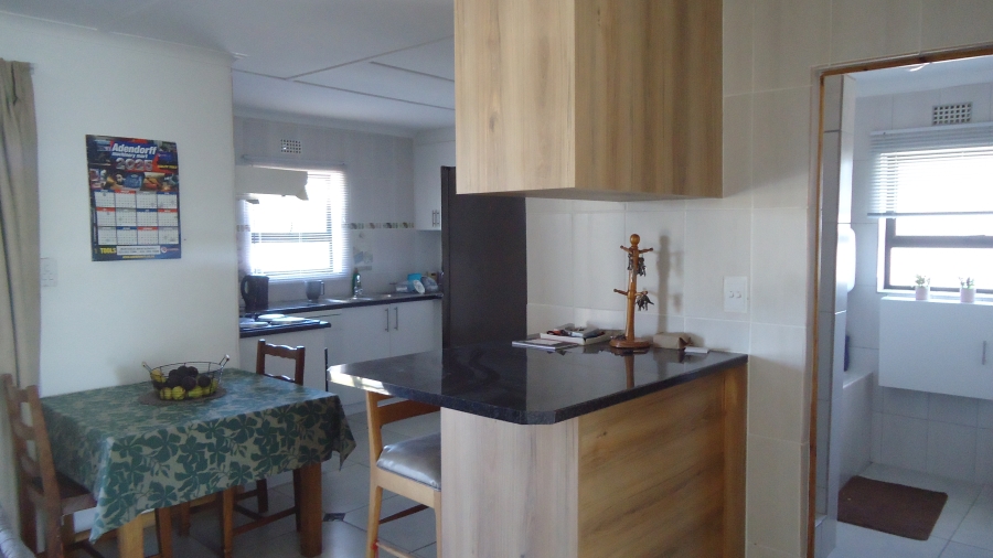10 Bedroom Property for Sale in Croydon Western Cape
